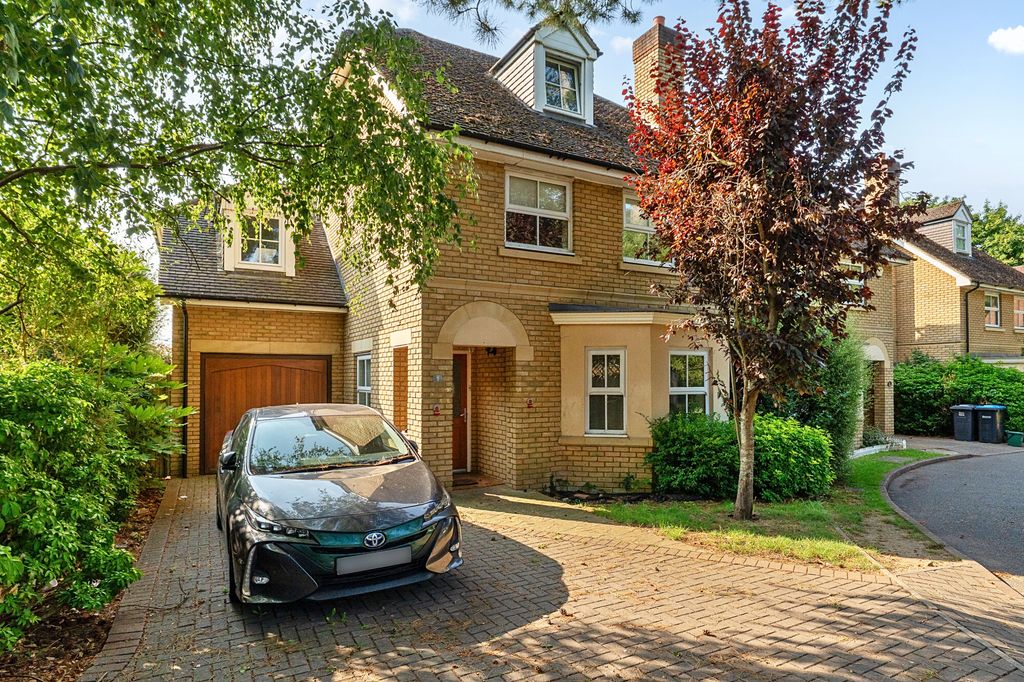 Property photo 2 of 12