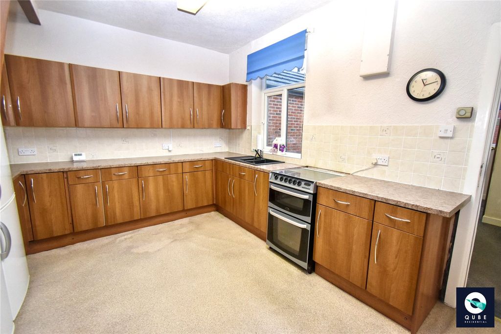 Property photo 3 of 17 Picture No. 07