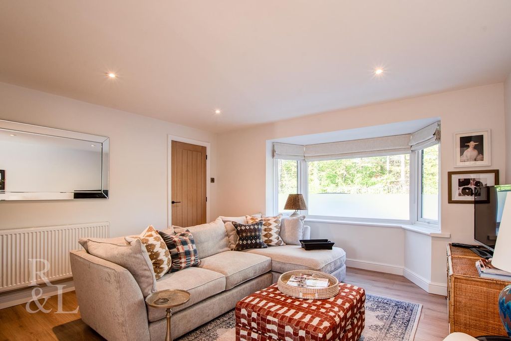 Property photo 3 of 24 B (16).Jpg