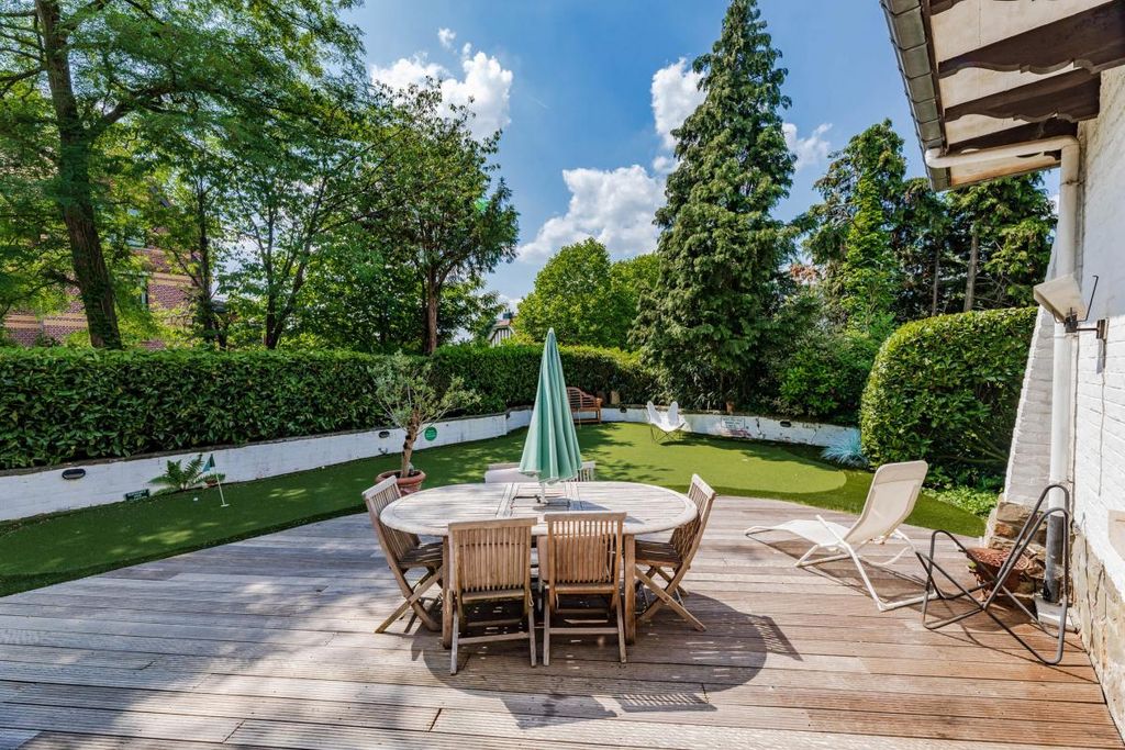 Property photo 3 of 21