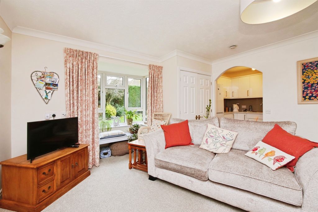 Property photo 3 of 16