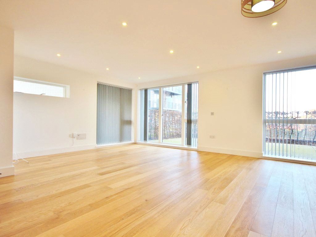 Property photo 2 of 11 Living Room