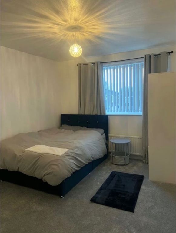 Property photo 1 of 4