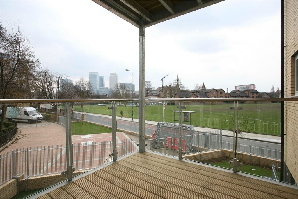 Property photo 2 of 8 Picture 2