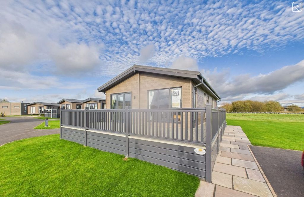 Property photo 1 of 16 Screenshot 2025 11 27 141728