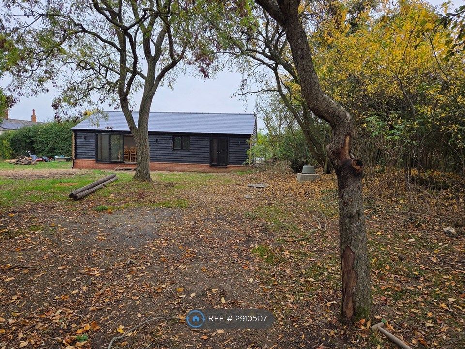 Property photo 2 of 20