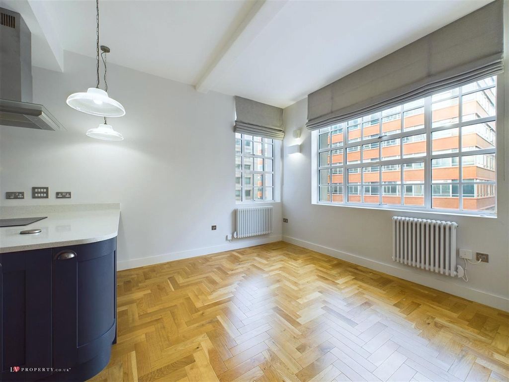 Additional image 5 of 2 bed flat for saleGreat Charles Street Queensway, Birmingham, West Midlands B3
