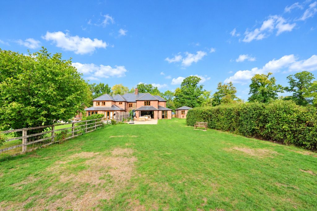 Property photo 1 of 32 Picture No. 41