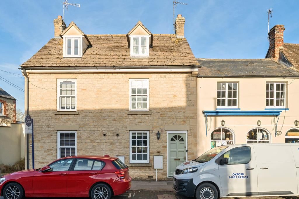 Property photo 1 of 17 External Front