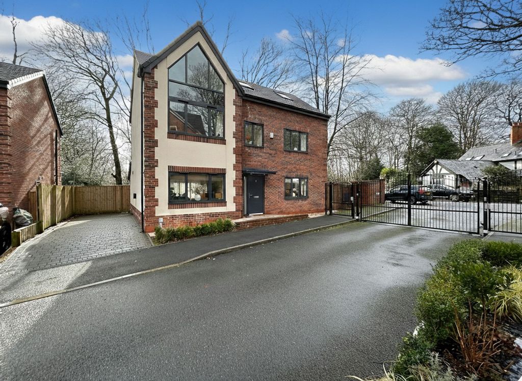 Property photo 1 of 25