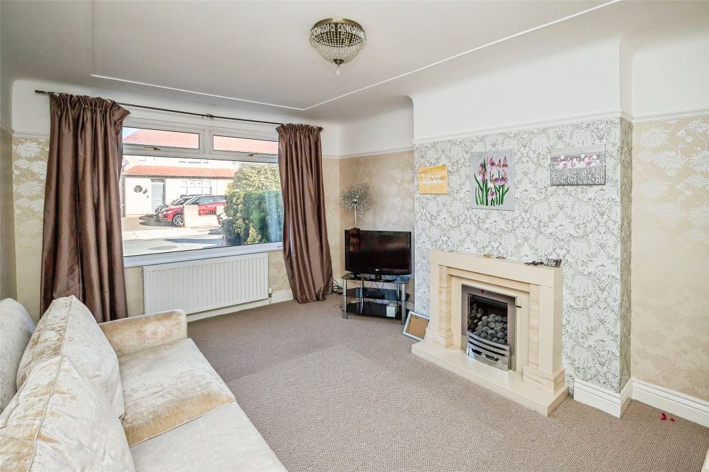 Property photo 2 of 17 Picture No. 24
