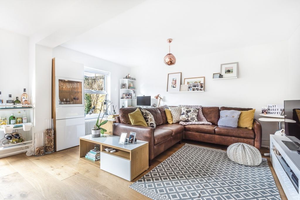 Property photo 1 of 7 450433 (1)