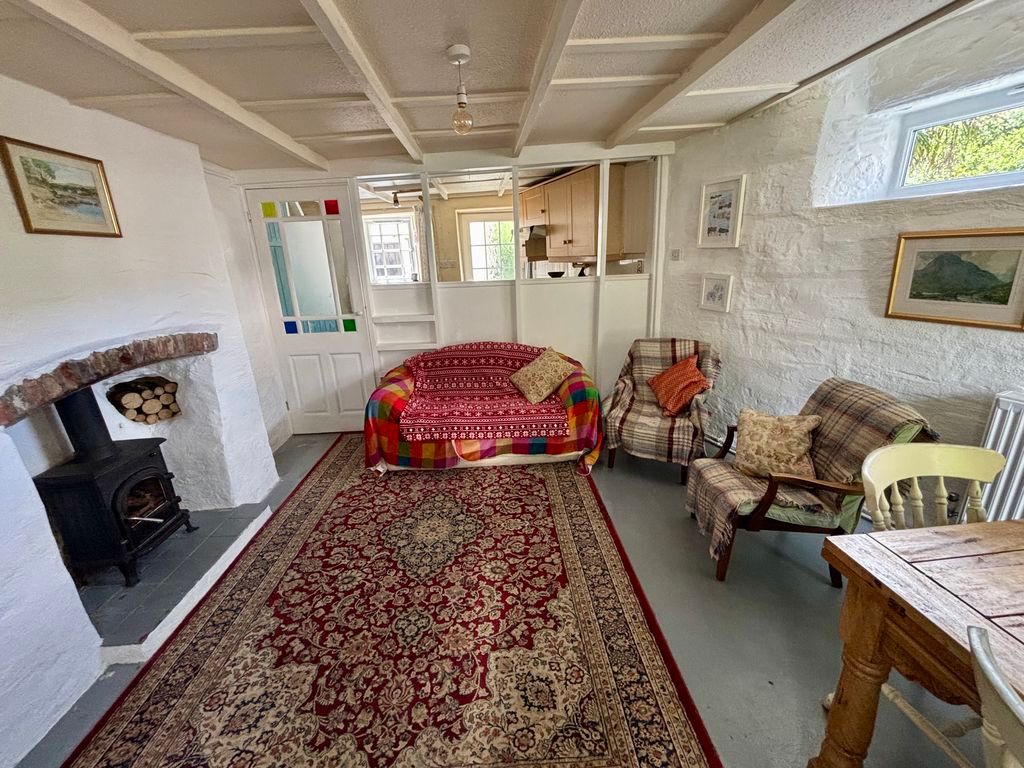 Property photo 2 of 17 Photo 6
