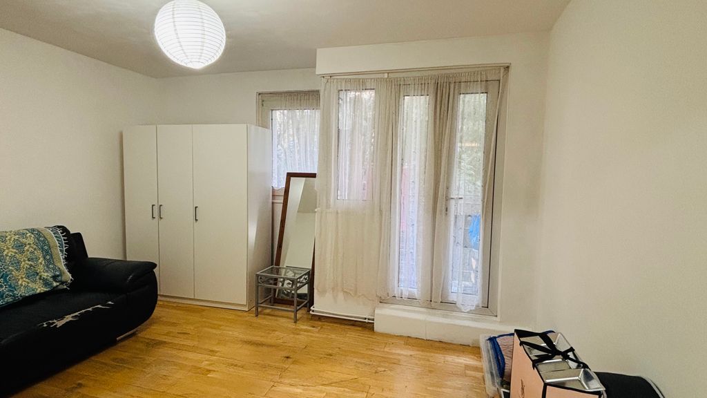Property photo 1 of 7