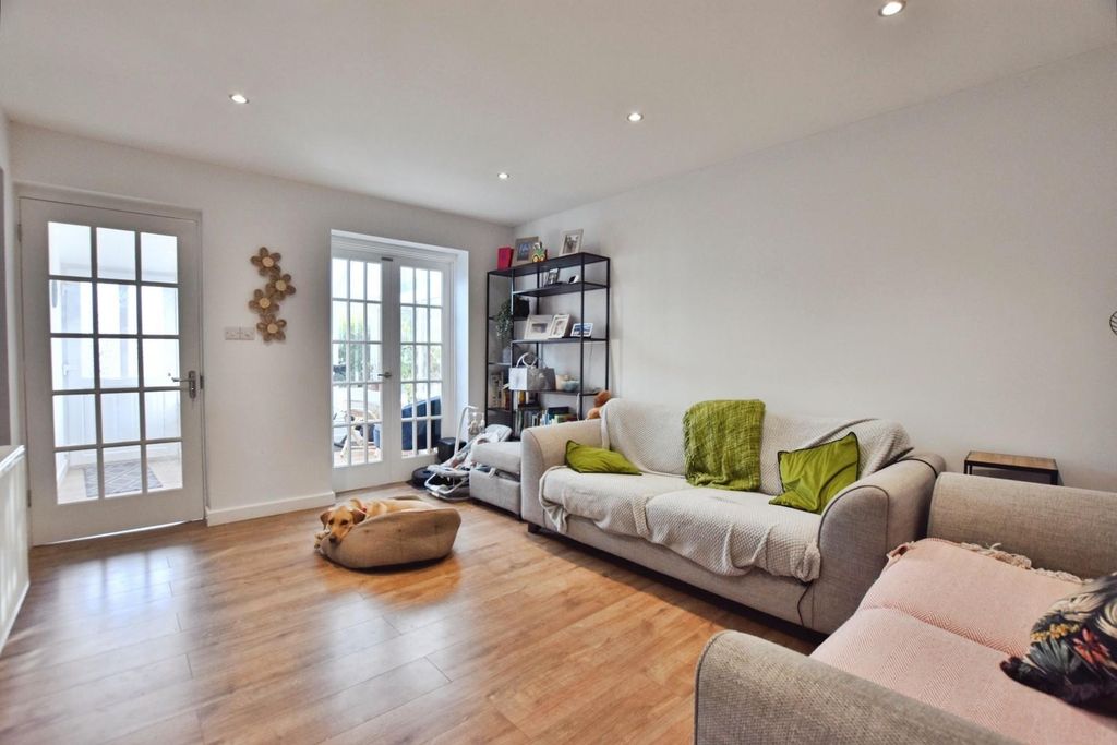 Property photo 3 of 20 A8E8Cba9-Dsc_0536.Jpg