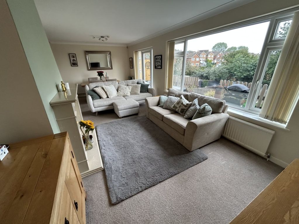 Property photo 3 of 24