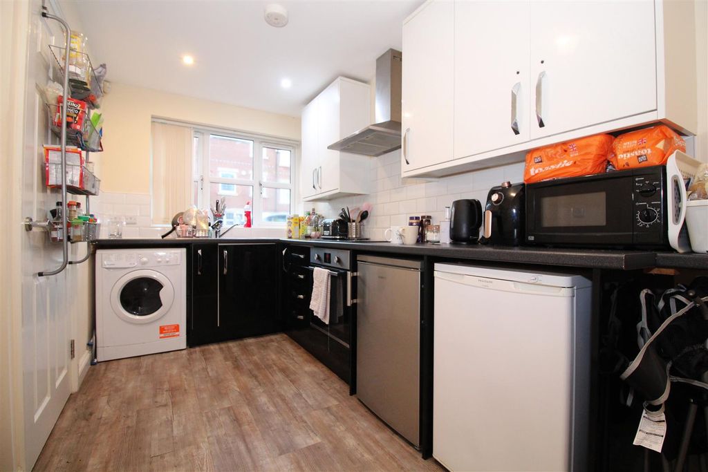Property photo 3 of 12 Img_5049.Jpg