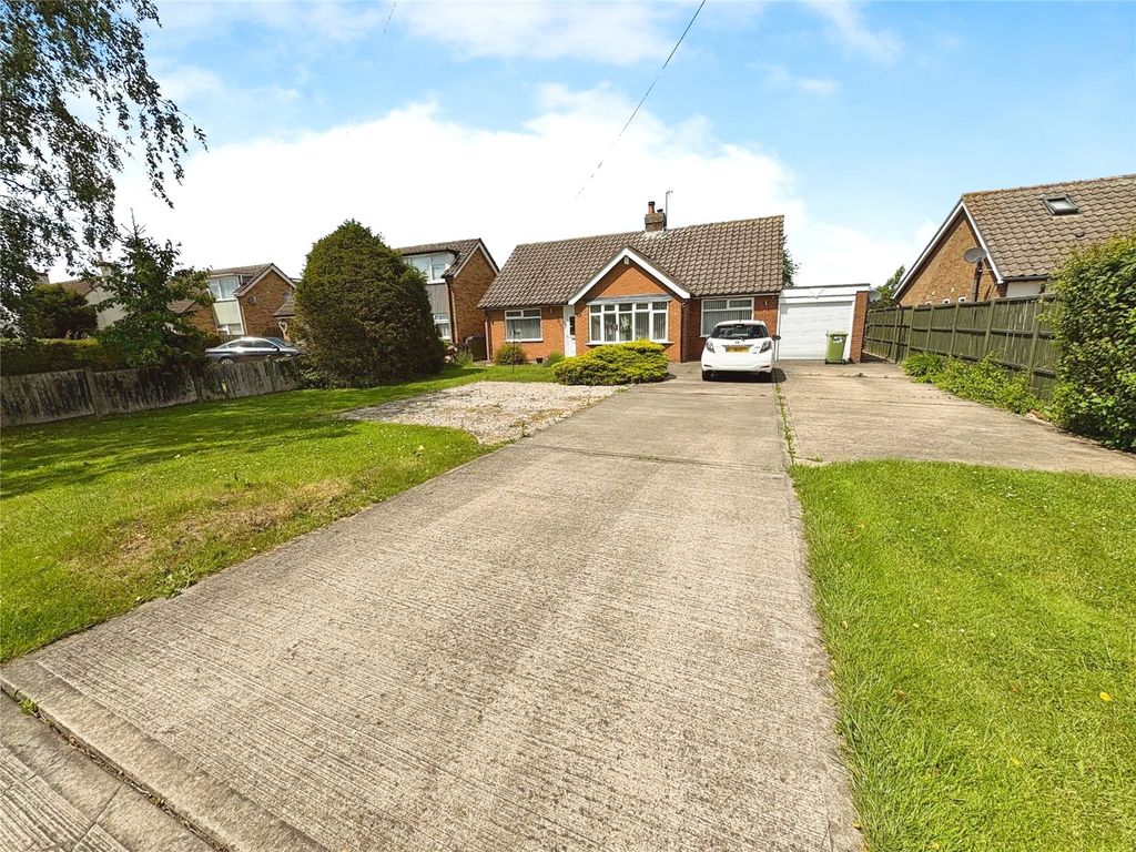 Property photo 1 of 22 Outside