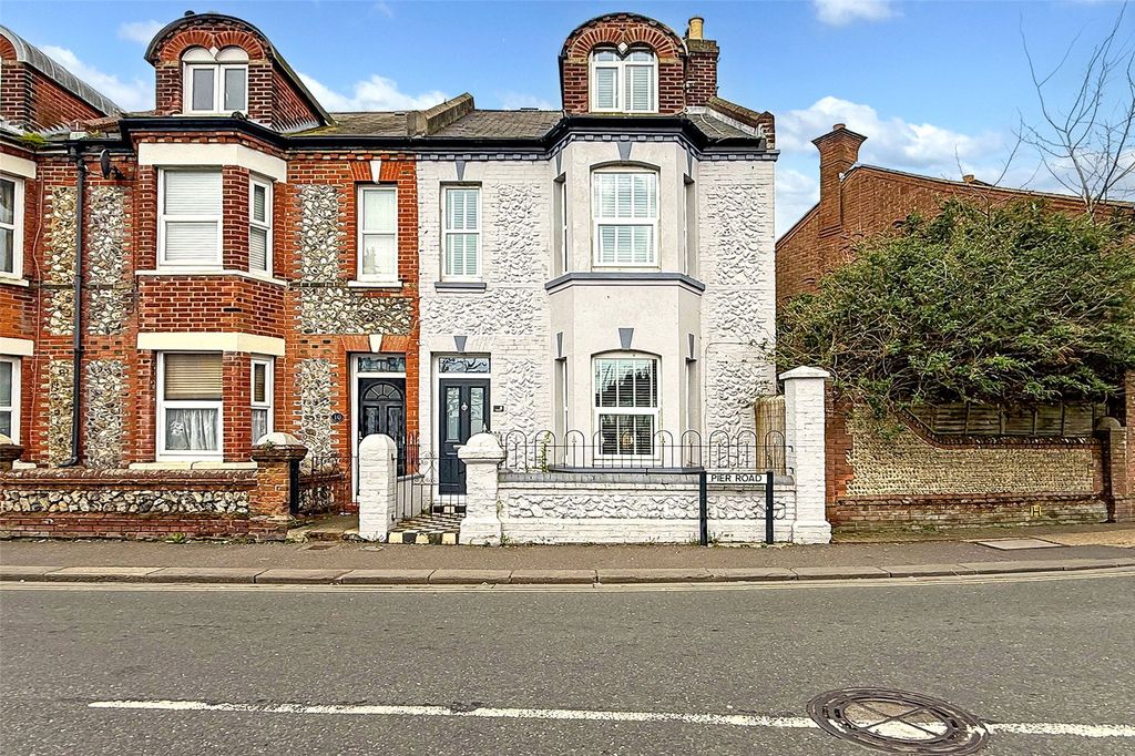 Property photo 1 of 17 Picture No. 24