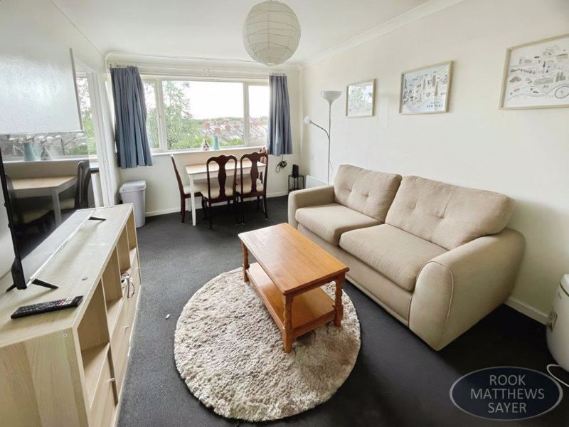 Property photo 2 of 7 Photo 6