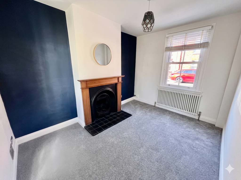 Property photo 2 of 22