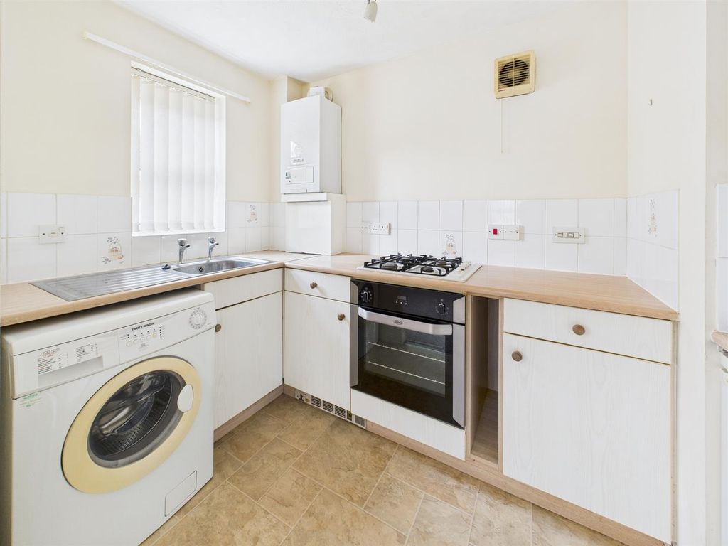 Property photo 2 of 11