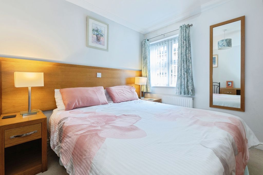 Property photo 3 of 20 Pbox-Img.Jpg