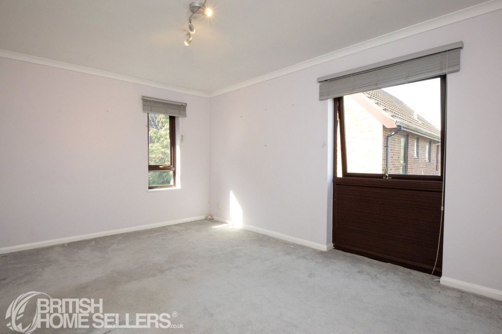 Property photo 3 of 6 Picture No. 08