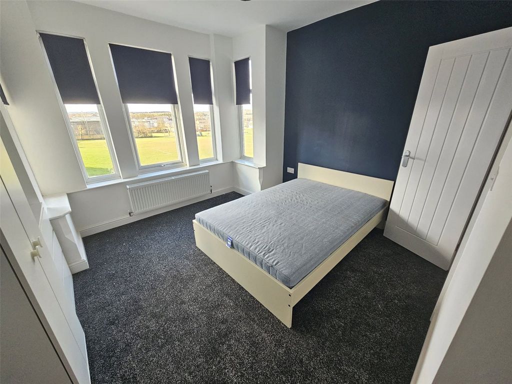 Property photo 3 of 7 Picture No. 05