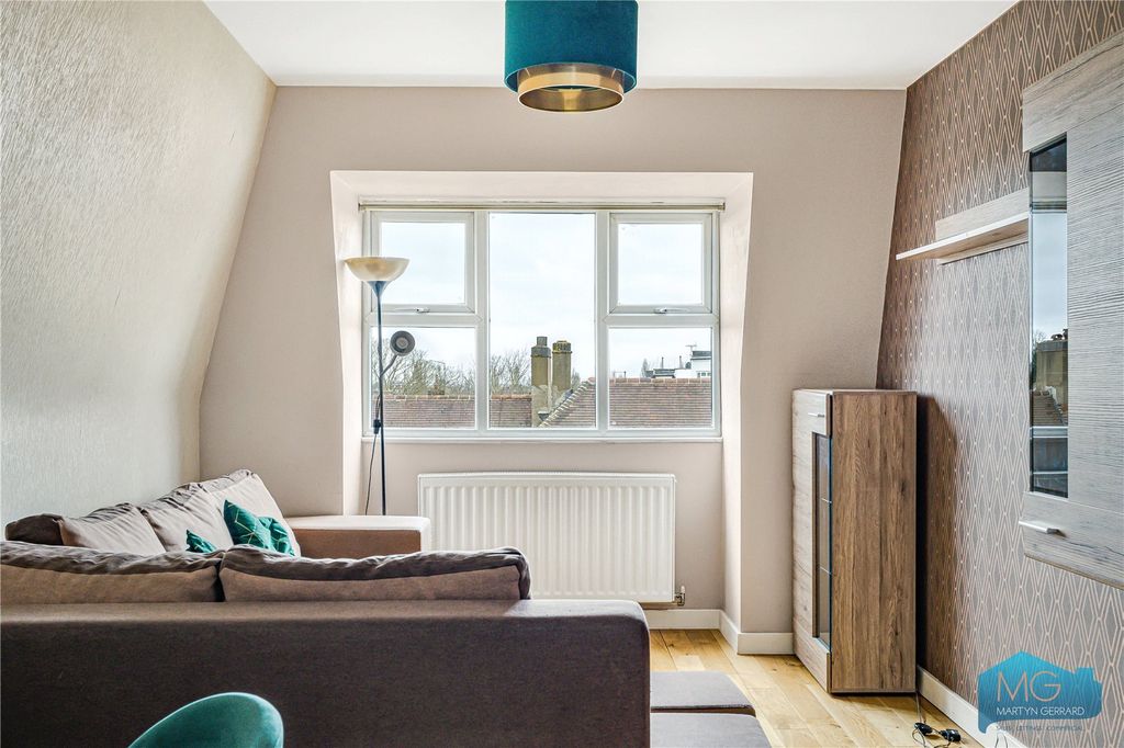 Property photo 2 of 11 Picture No. 01