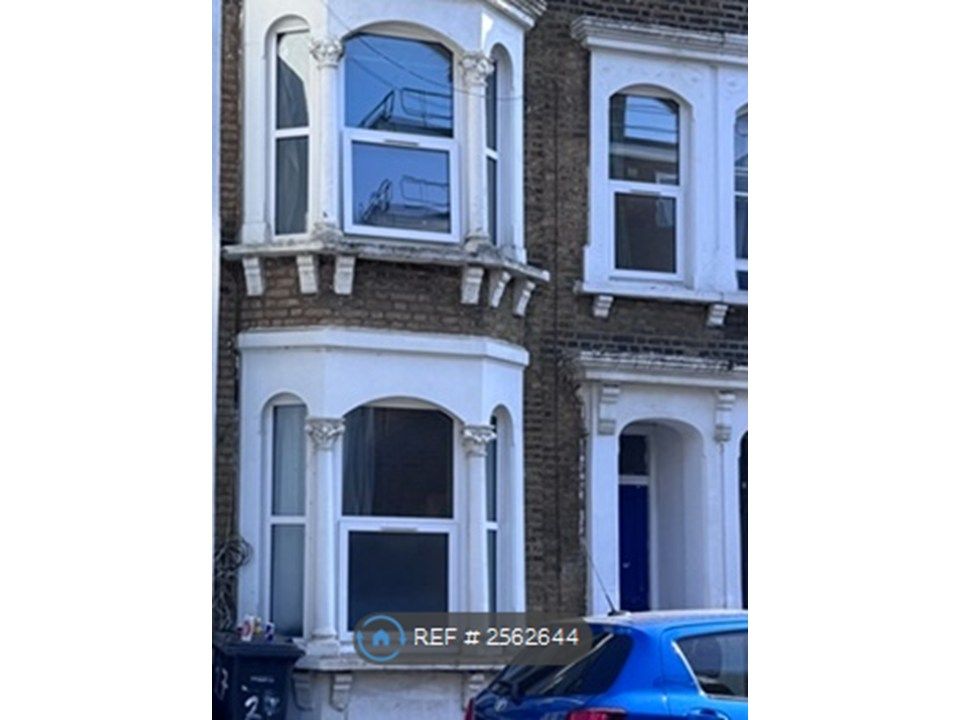 Property photo 2 of 7