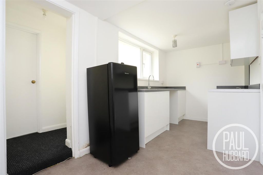 Property photo 2 of 11 Img_4973.Jpg