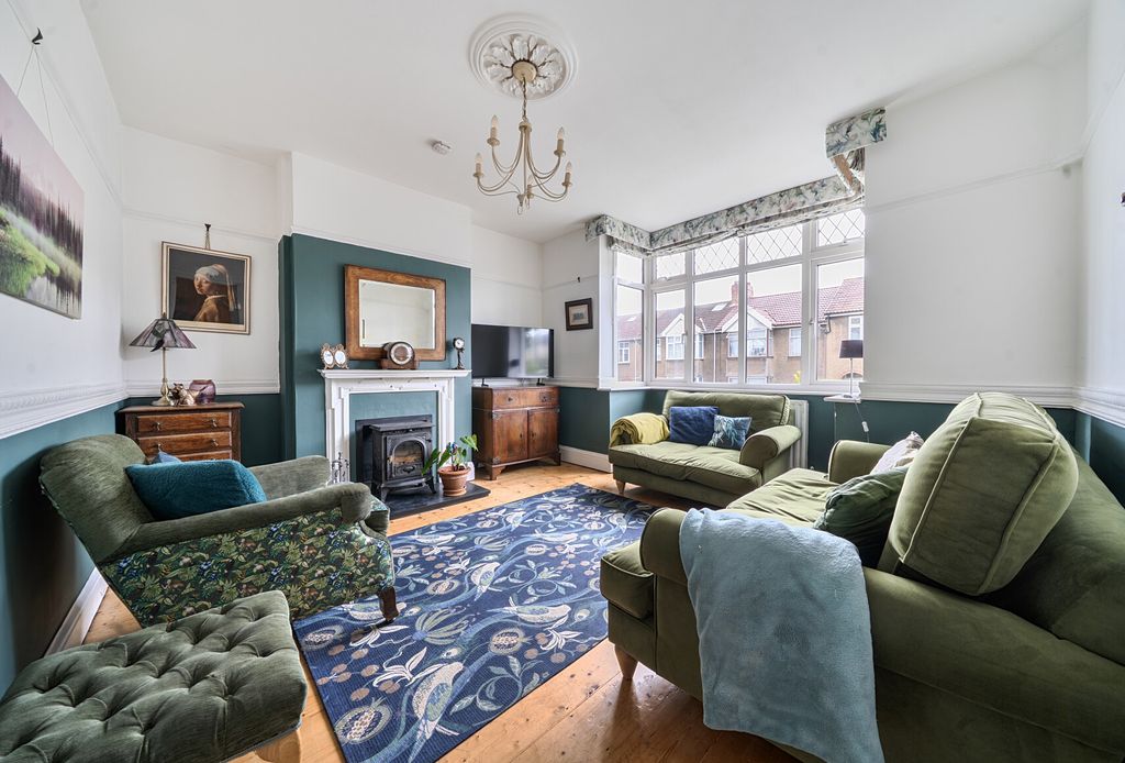 Property photo 3 of 19 1458935-7-6A0Ad64...