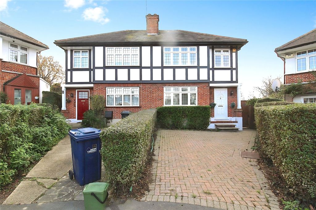 Property photo 1 of 12 Exterior