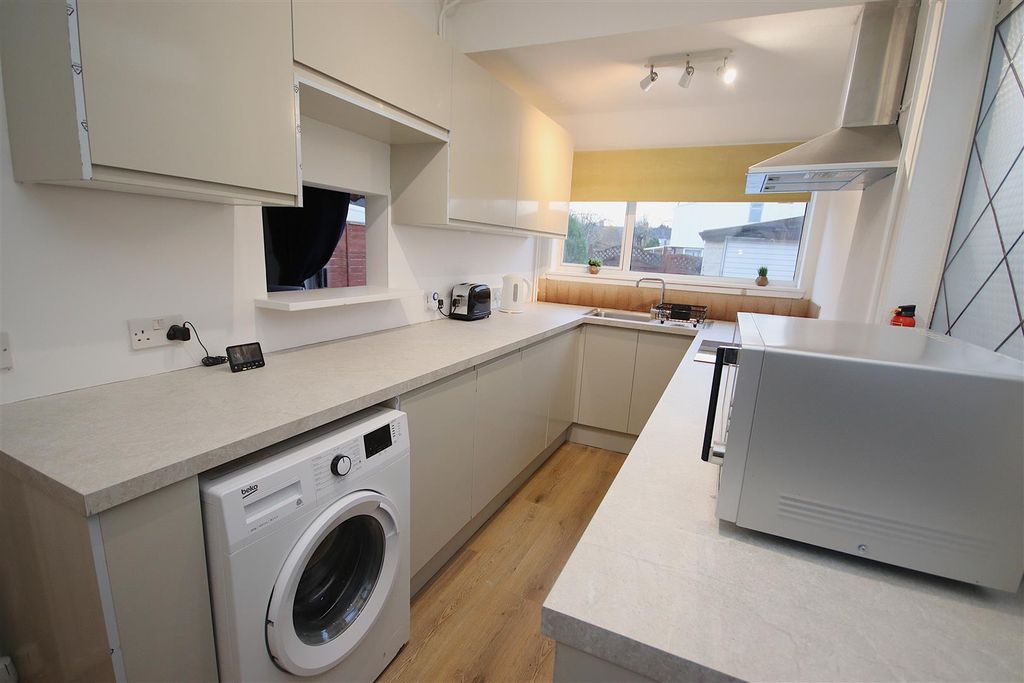 Property photo 3 of 12 Img_5299.Jpg