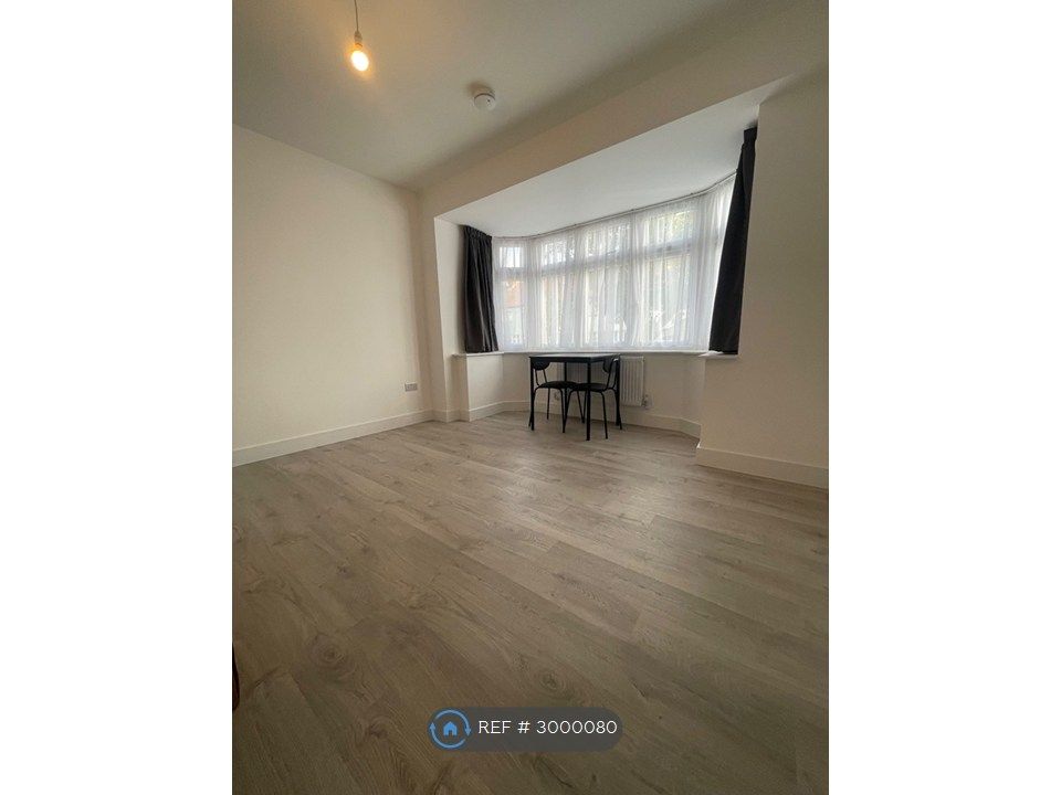 Property photo 1 of 3