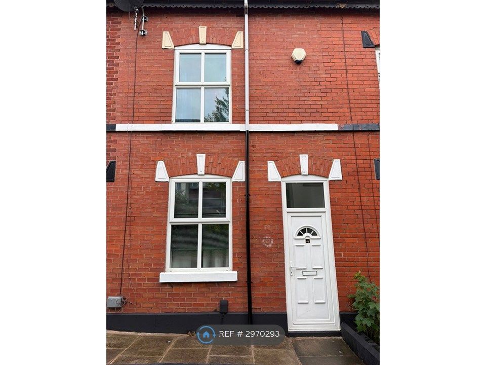 Property photo 2 of 19