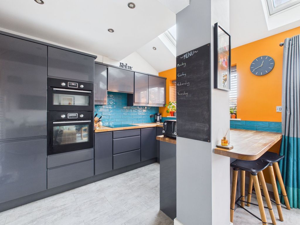 Property photo 3 of 20 Open Plan Living/Kitchen