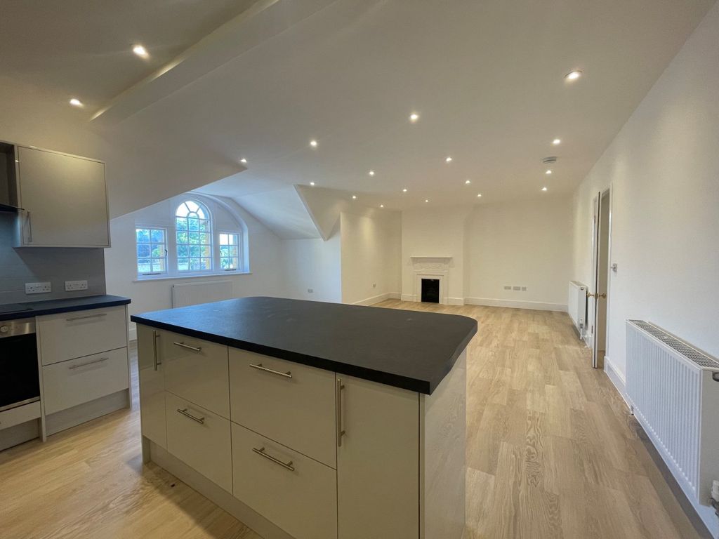 Property photo 3 of 16 Picture No. 05
