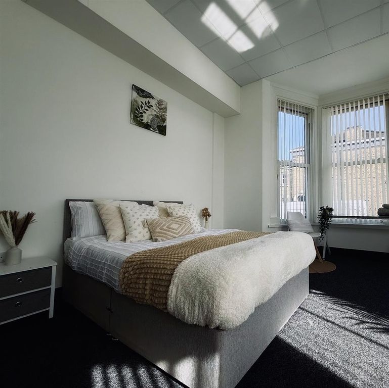Property photo 2 of 18 71414344-Bc7F-48Dd-A6C5-6Fc60274F096.Jpeg