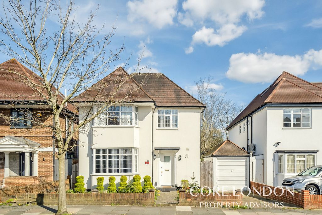 Property photo 1 of 16