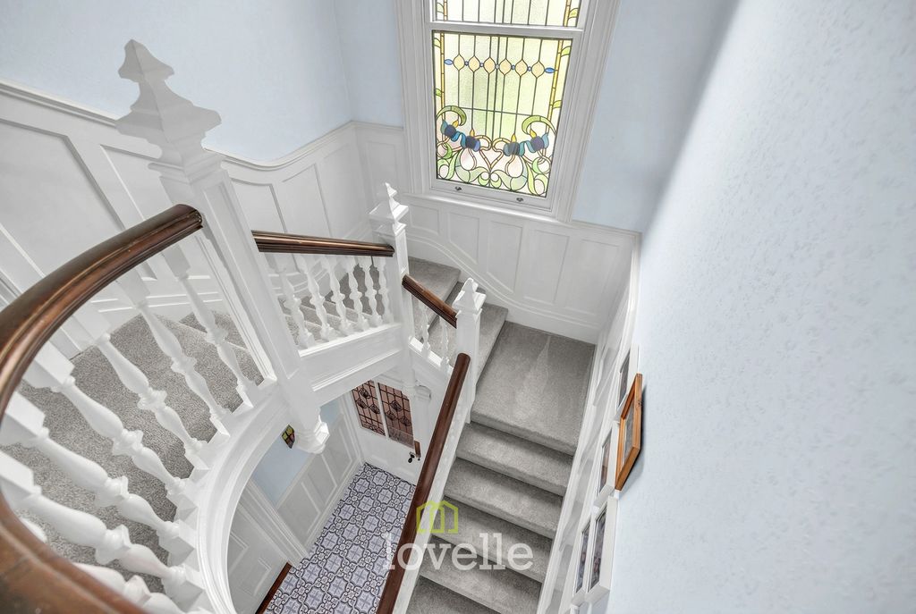 Additional image 26 of 7 bed detached house for saleAbbey Road, Grimsby DN32