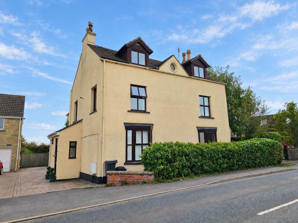 Property photo 1 of 30 1.Png