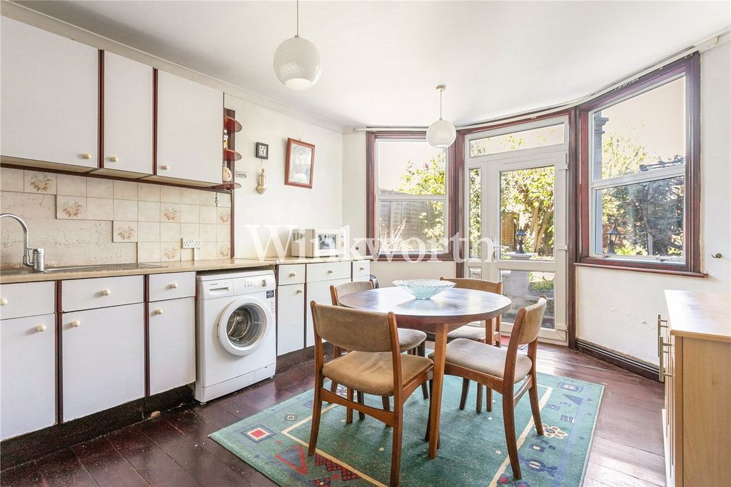Property photo 1 of 14 Picture No. 03