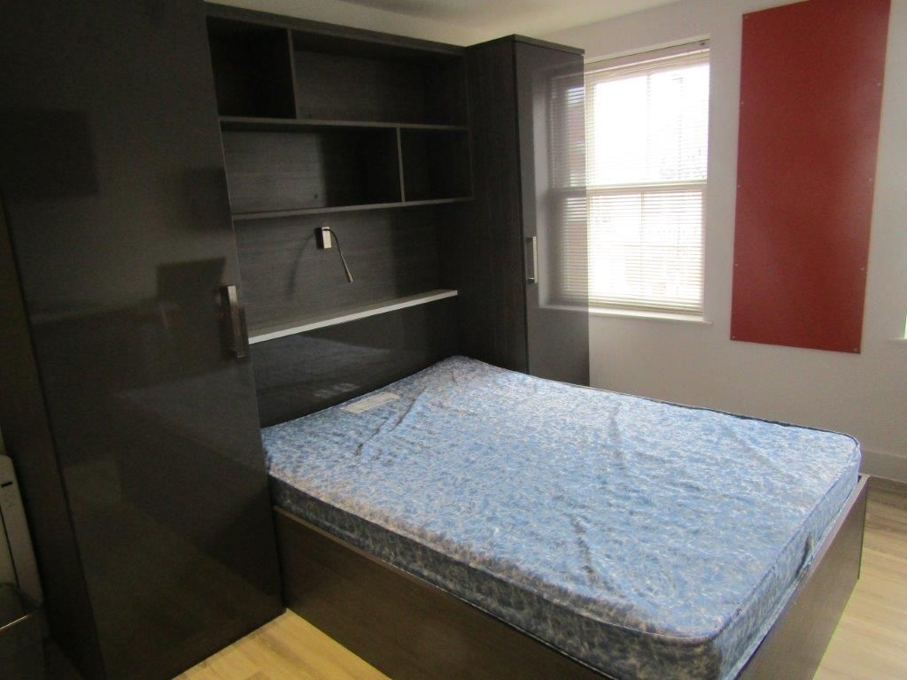 Property photo 2 of 3