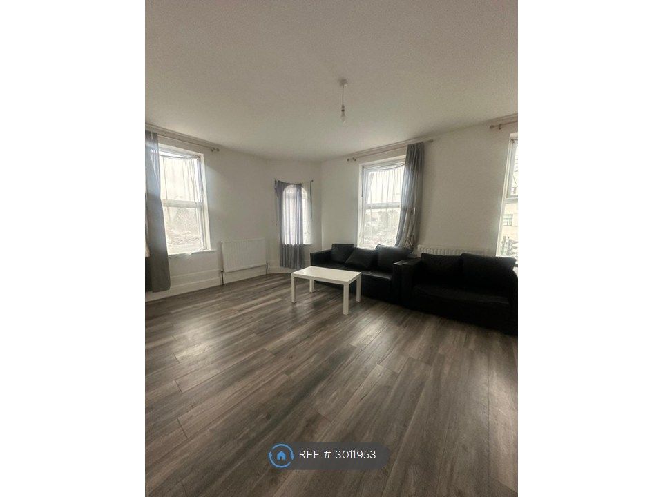 Property photo 1 of 4
