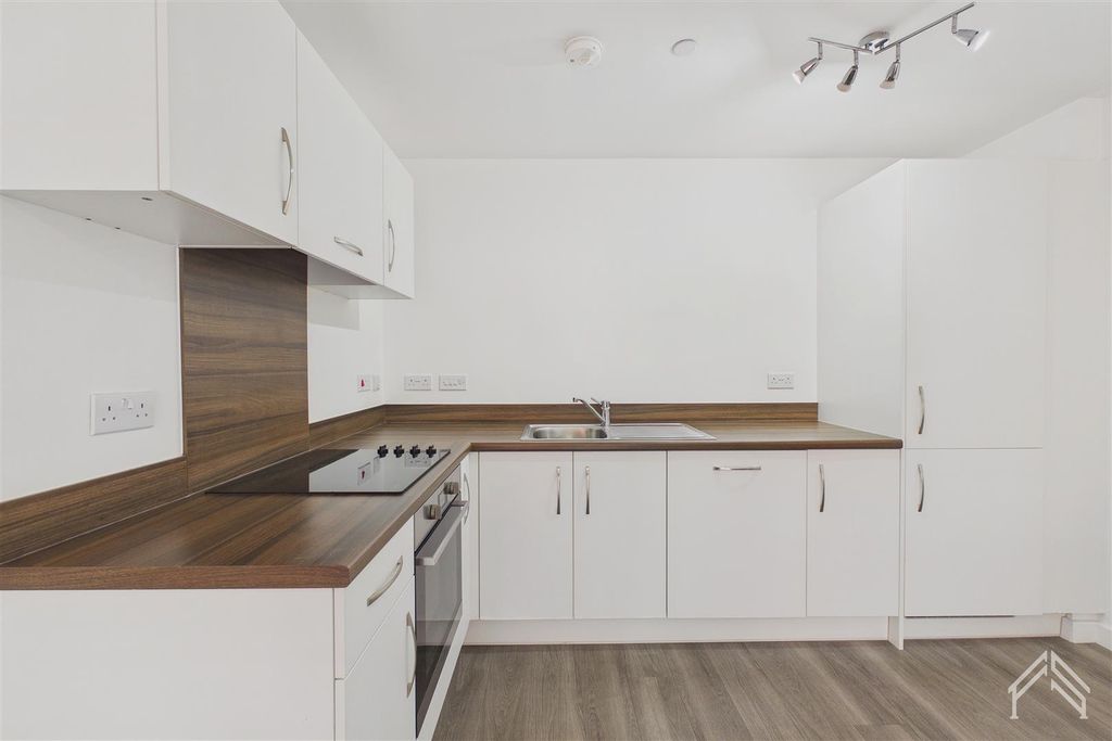 Property photo 3 of 11 3.Jpg