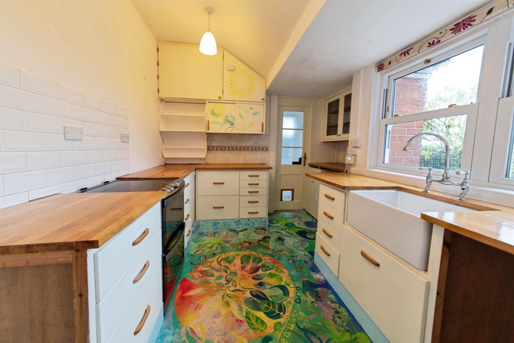 Property photo 3 of 24