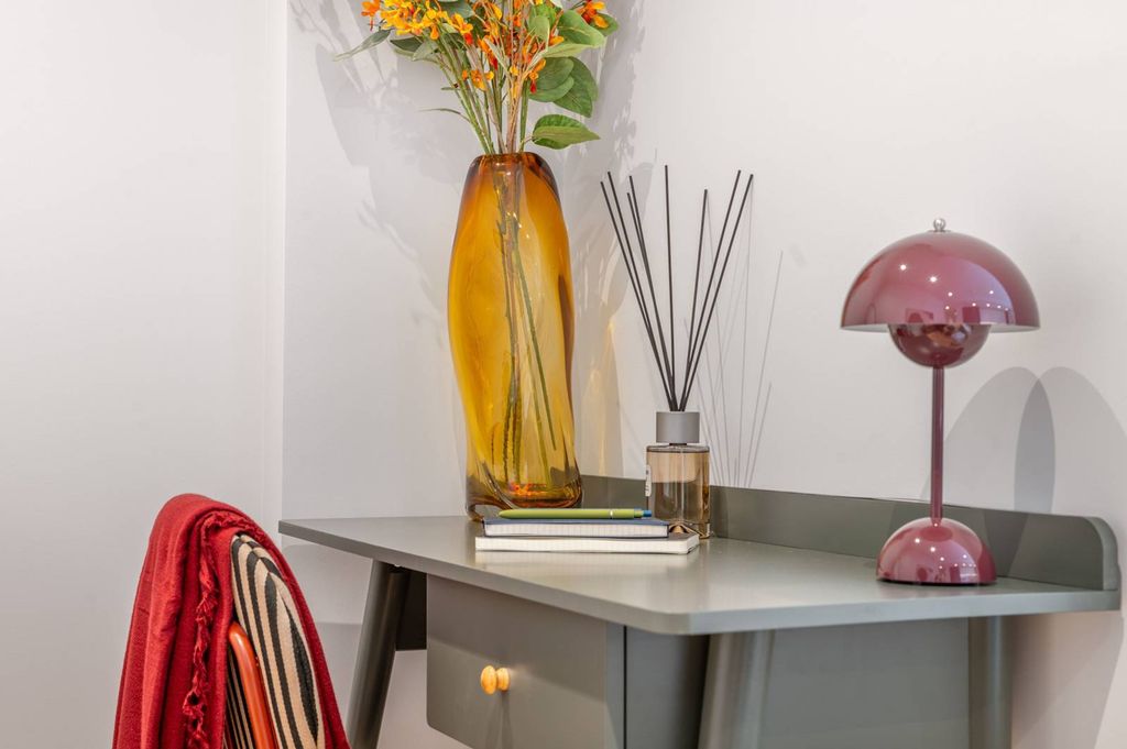 Property photo 2 of 35