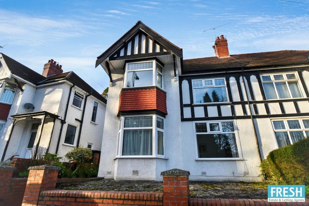 Property photo 1 of 33